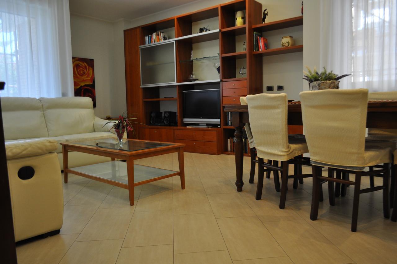 Sand 228 Home Terracina Buitenkant foto