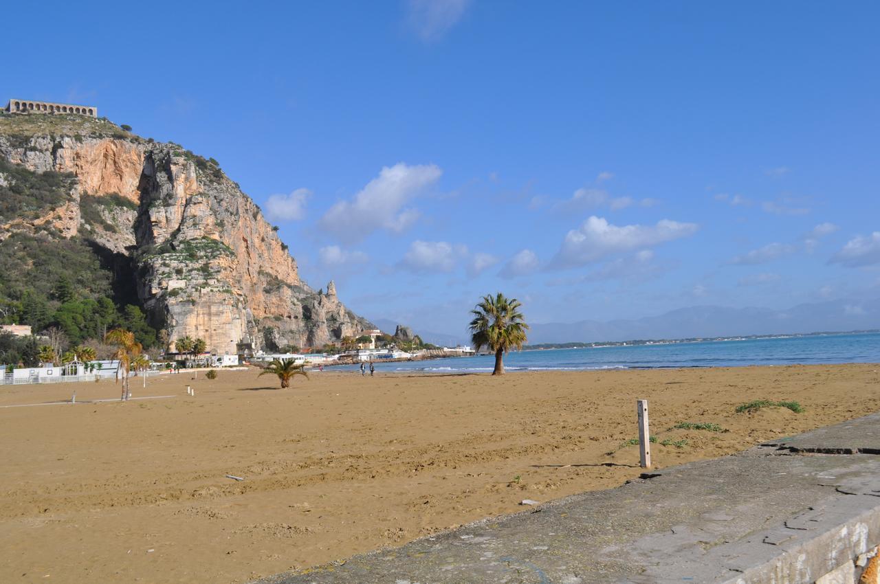 Sand 228 Home Terracina Buitenkant foto